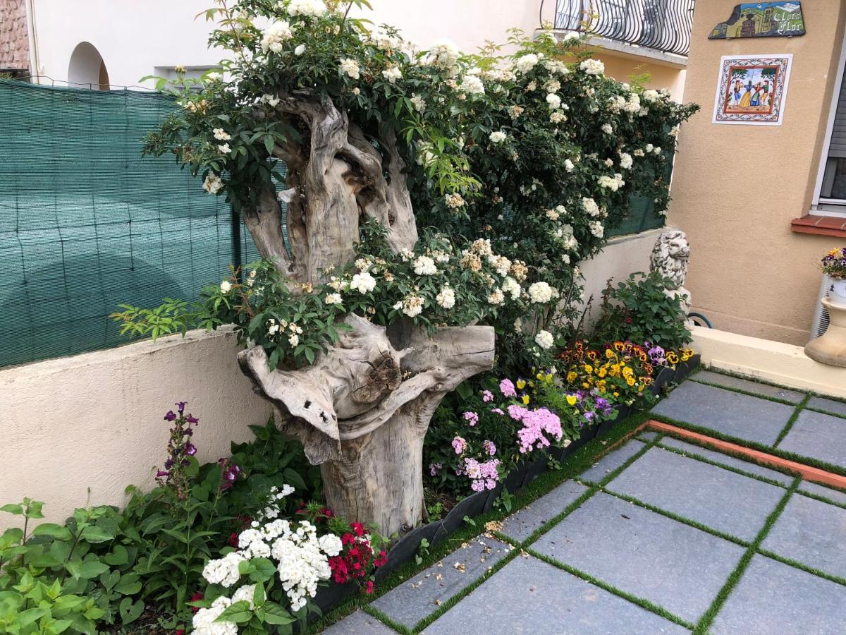 Pavillon Clara Flor Villa Prades  Bagian luar foto